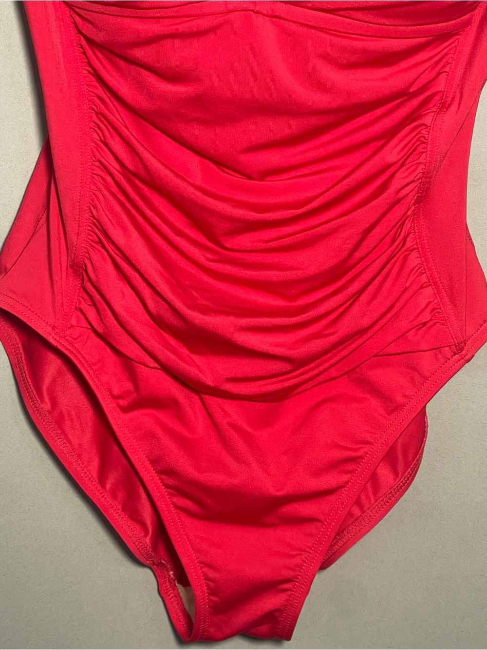 La Blanca Pink Ruched One Piece Swimsuit Size 8 - Picture 3 of 15